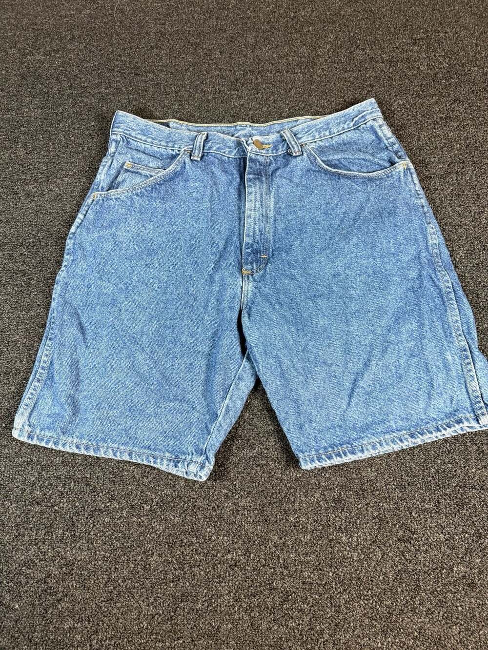 Wrangler Authentic Premium Quality Denim Shorts Size 34